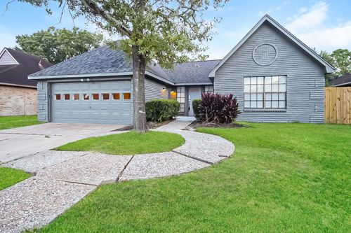 2627 S Brompton Dr, Pearland, TX, 77584-2205 | Card Image