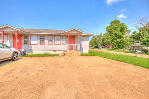 600 S 7 Street, Noble, OK, 73068 | Card Image