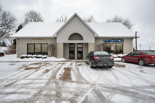 7500 Fenton Rd, Grand Blanc, MI, 48439-7510 | Card Image