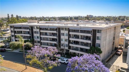 402-4505 California Ave, Long Beach, CA, 90807-1552 | Card Image