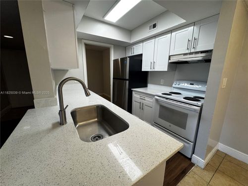 apt-144-5612 Rock Island Rd, Tamarac, FL, 33319-2800 | Card Image