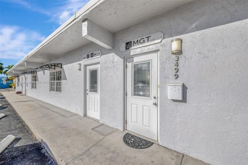 3483 Ne 12th Ter, OAKLAND PARK, FL, 33334-4566 | Card Image