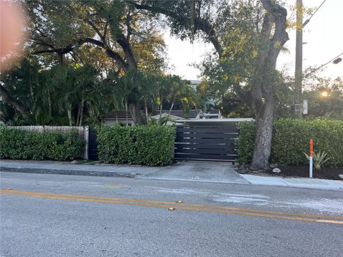 701 Sw 9th Ave, Fort Lauderdale, FL, 33315-1119 | Card Image