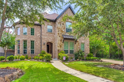 2901 Merryglen Ln, Flower Mound, TX, 75022-5357 | Card Image