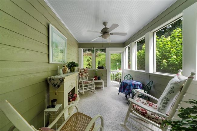 397 Cypher Dr, Townhouse with 3 bedrooms, 3 bathrooms and 1 parking in Suwanee GA | Image 13