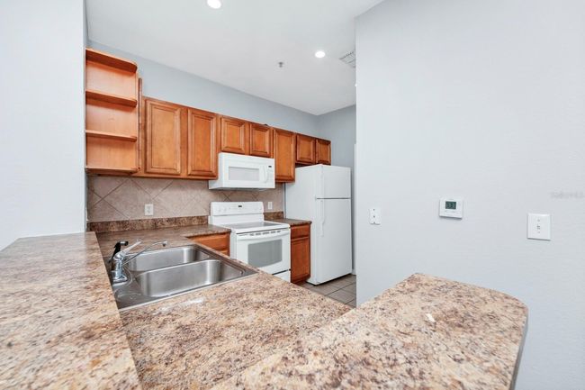 UNIT-106 - 6157 Metrowest Blvd, Condo with 2 bedrooms, 2 bathrooms and null parking in ORLANDO FL | Image 12