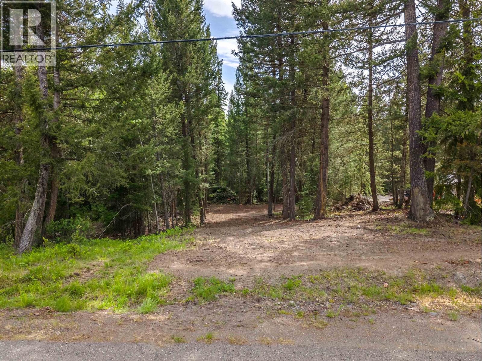 Land in Horse Lake