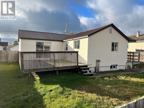 8 Elliot St, Cochenour, ON, P0V | Card Image