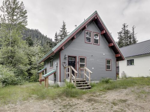 46880 Sakwi Creek Rd, Agassiz, BC, V0M1A1 | Card Image