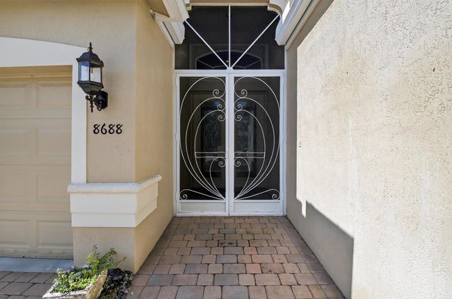 8688 Via Avellino, House other with 3 bedrooms, 3 bathrooms and null parking in Lake Worth FL | Image 5