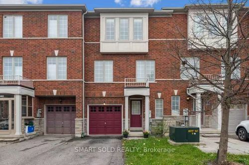 128 Hillwood St, Markham, ON, L6C0B8 | Card Image