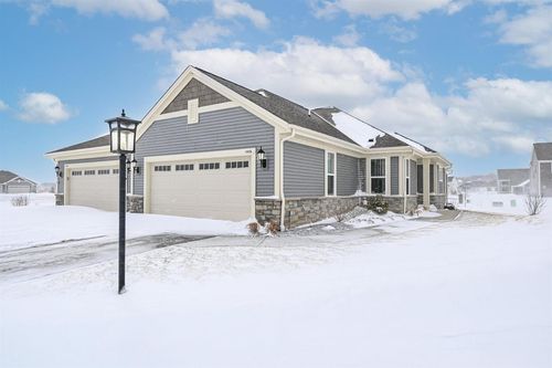 2402-1455 Sandhill Lane, Mukwonago, WI, 53149 | Card Image