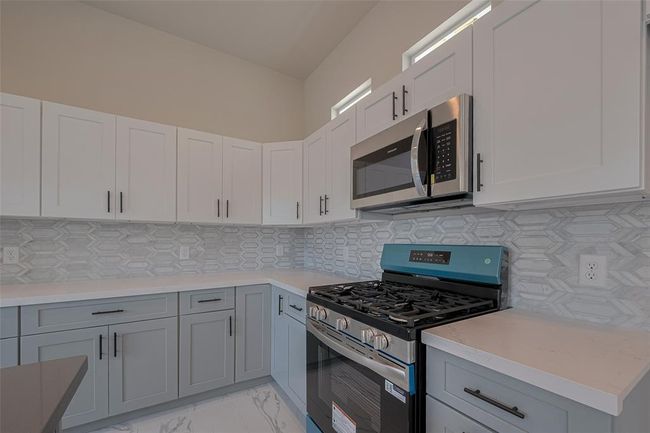 2414 Sam Wilson St, House other with 3 bedrooms, 3 bathrooms and 2 parking in Houston TX | Image 7