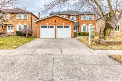 515 Blenheim Cres, House other with 4 bedrooms, 4 bathrooms and 4 parking in Oakville ON | Image 2