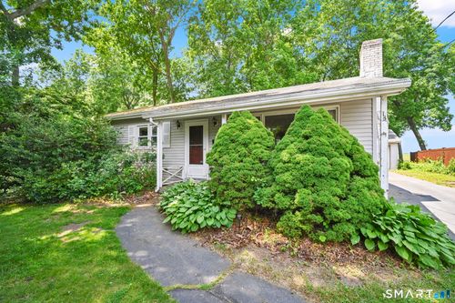 13 Briarwood Dr, Old Saybrook, CT, 06475-2007 | Card Image