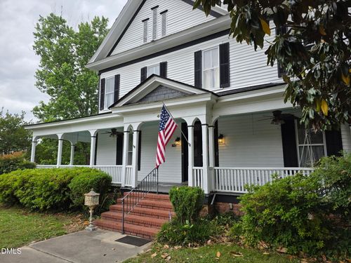 401 N Main St, Louisburg, NC, 27549-2333 | Card Image