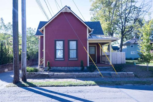 211 S Hackley St, Muncie, IN, 47305-2540 | Card Image