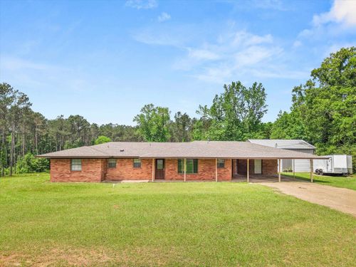 5569 Fm 250, Hughes Springs, TX, 75656 | Card Image