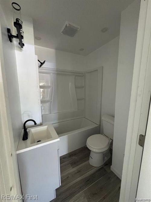 4019 18th St, Ecorse, MI, 48229-1494 | Card Image