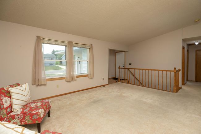 5-web-or-mls-05-Living Room.jpg | Image 5
