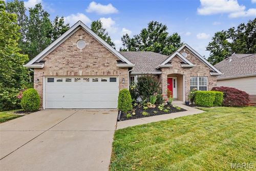 185 Roxbury Dr, O Fallon, MO, 63366-1199 | Card Image