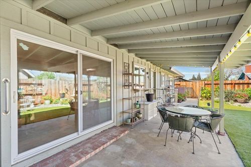 1424 Rose Avenue, Modesto, CA, 95355 | Card Image