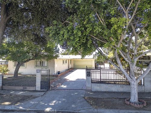 11523 Vanport Ave, Sylmar, CA, 91342-7143 | Card Image