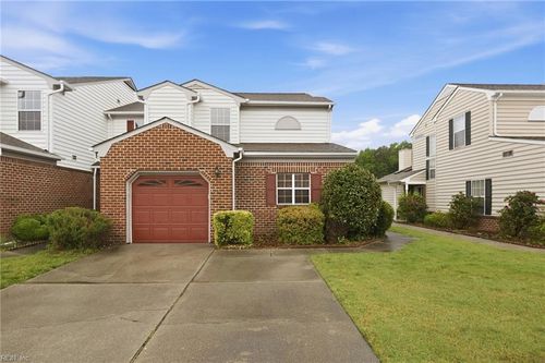 205 Linden Ct, Yorktown, VA, 23693-5017 | Card Image