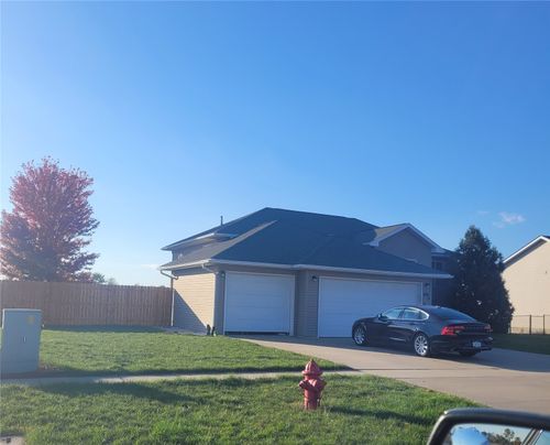 206 Longworth Ave, Alburnett, IA, 52202-7736 | Card Image