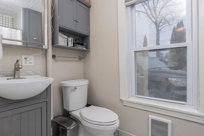 138 Chases Grove Rd, House other with 1 bedrooms, 1 bathrooms and null parking in Derry NH | Image 12
