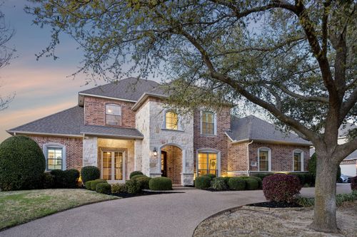 309 Black Walnut Dr, Garland, TX, 75044-2615 | Card Image