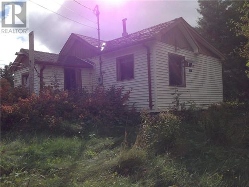 73 Smith St, Nairn Centre, ON, P0M2L0 | Card Image