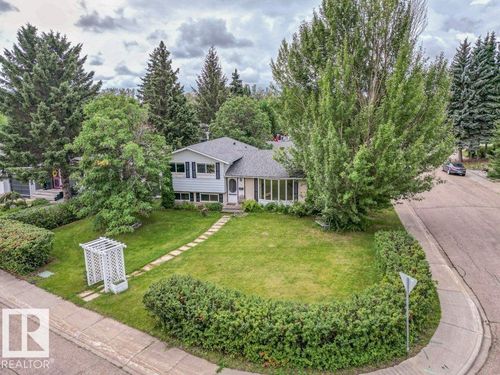 122 Greengrove Ave, Sherwood Park, AB, T8A3C6 | Card Image