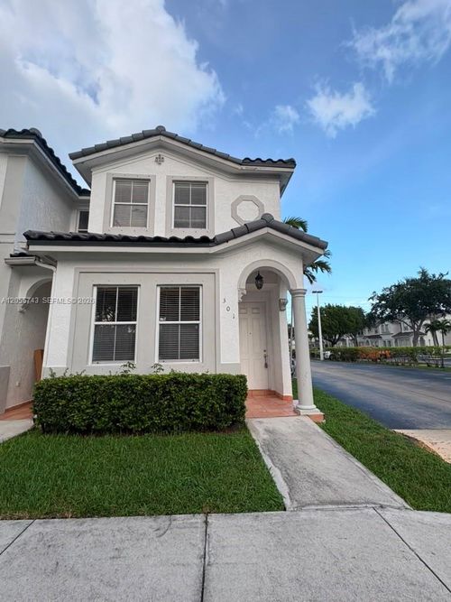 301-5420 Nw 107th Ave, Doral, FL, 33178-4914 | Card Image
