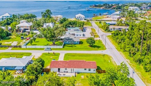 3905 W 27th Ct, Panama City, FL, 32405-1256 | Card Image