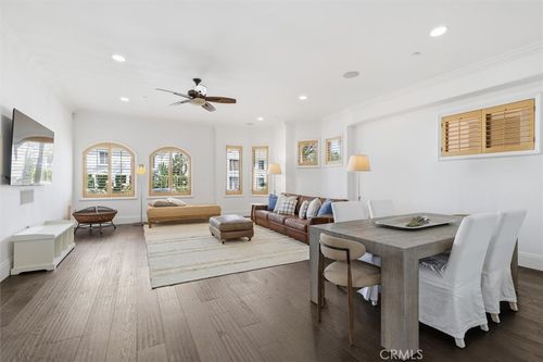 apt-105-143 N Arnaz Dr, Beverly Hills, CA, 90211-2159 | Card Image