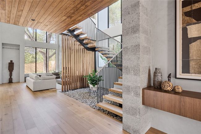 3003 Oakhaven Dr, House other with 5 bedrooms, 5 bathrooms and 4 parking in Austin TX | Image 6