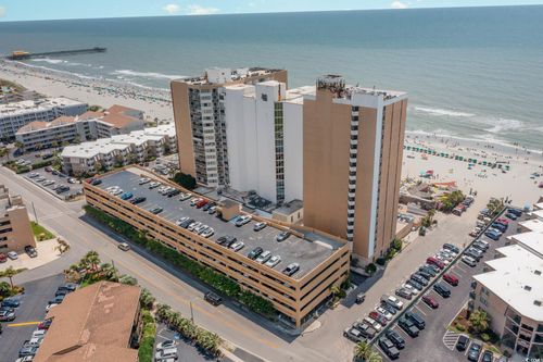 833-9550 Shore Dr, Myrtle Beach, SC, 29572-5132 | Card Image