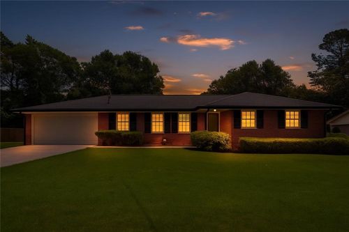 3089 Ranlo Dr, Doraville, GA, 30340-4611 | Card Image