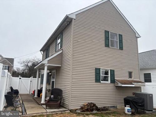 219 Connor St, NORRISTOWN, PA, 19401-2119 | Card Image