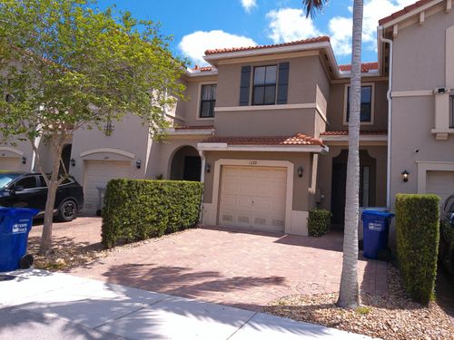 1088 Nw 33rd Ct, Pompano Beach, FL, 33064-5905 | Card Image