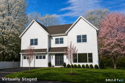 3 Bowling Ln, Westport, CT, 06880-4106 | Card Image