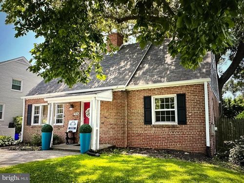 5114 Bradley Blvd, CHEVY CHASE, MD, 20815-6526 | Card Image