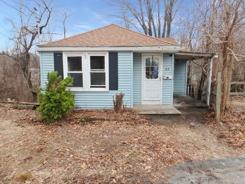 28 Spring St, Pascoag, RI, 02859-3709 | Card Image