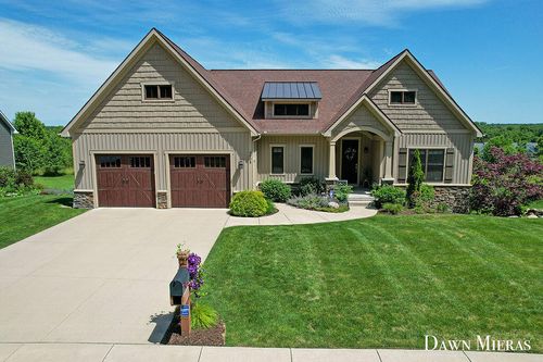 4005 Dragonfly Court Ne, Plainfield Charter Township, MI, 49525 | Card Image