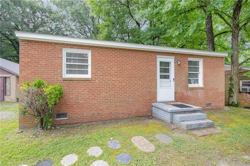 306 Avery Ave, High Point, NC, 27265-2043 | Card Image