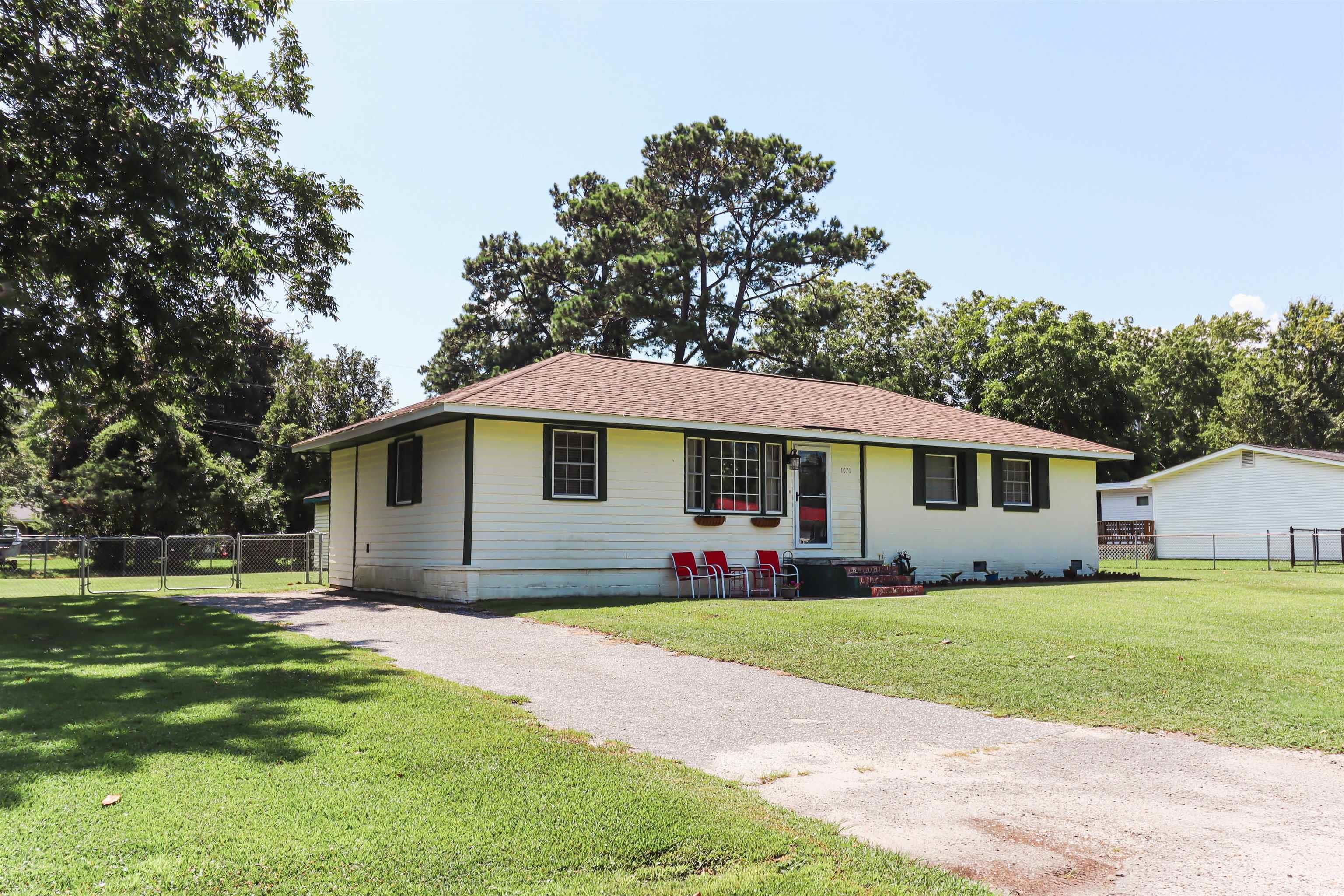 Park Dr, Myrtle Beach, SC 29577