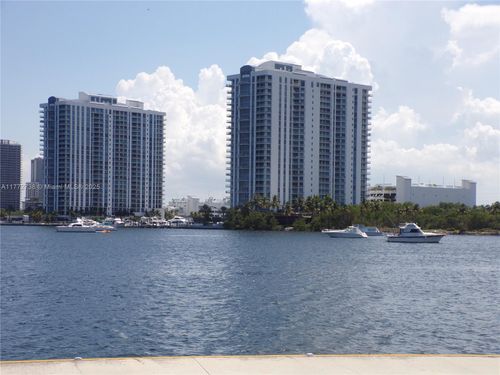 apt-n111-2920 Point East Dr, Aventura, FL, 33160-2631 | Card Image