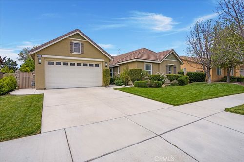 7151 Stockton Dr, Eastvale, CA, 92880-3991 | Card Image