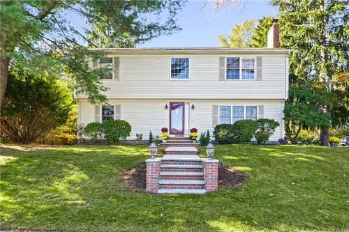 1 Terrace Way, Lincoln, RI, 02865-3019 | Card Image